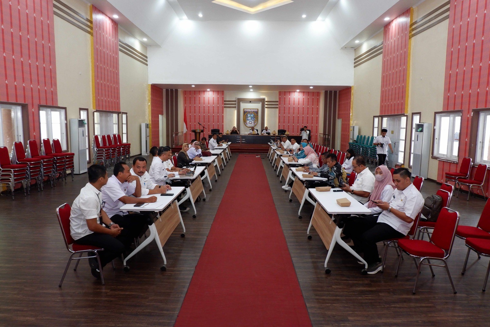 Konsultasi Publik Pertama Penyusunan KLHS-RPJPD Kabupaten Polewali Mandar 2025-2045