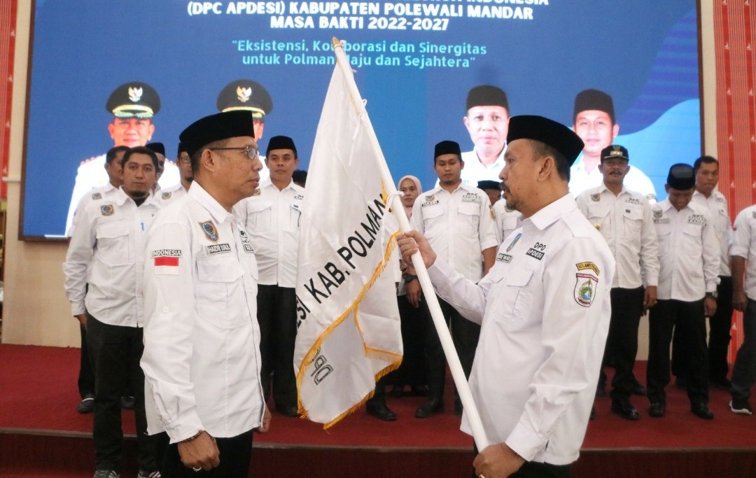 Pengurus DPC APDESI Kabupaten Polman 2022-2027 Resmi Dilantik