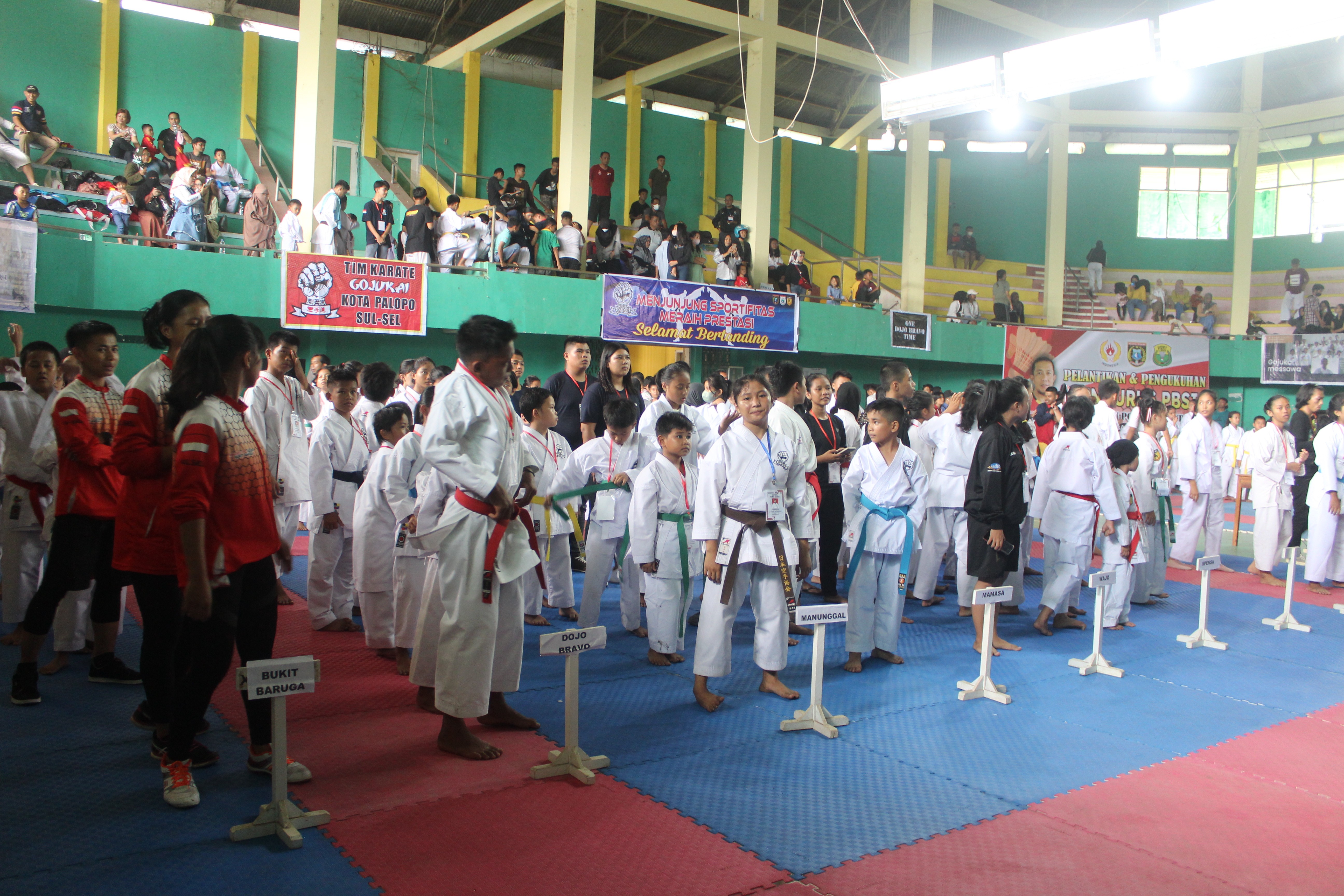    Sebanyak 275 Atlet Ikuti Kejurda Karate Gojukai Indonesia Komda Sulbar 2022   