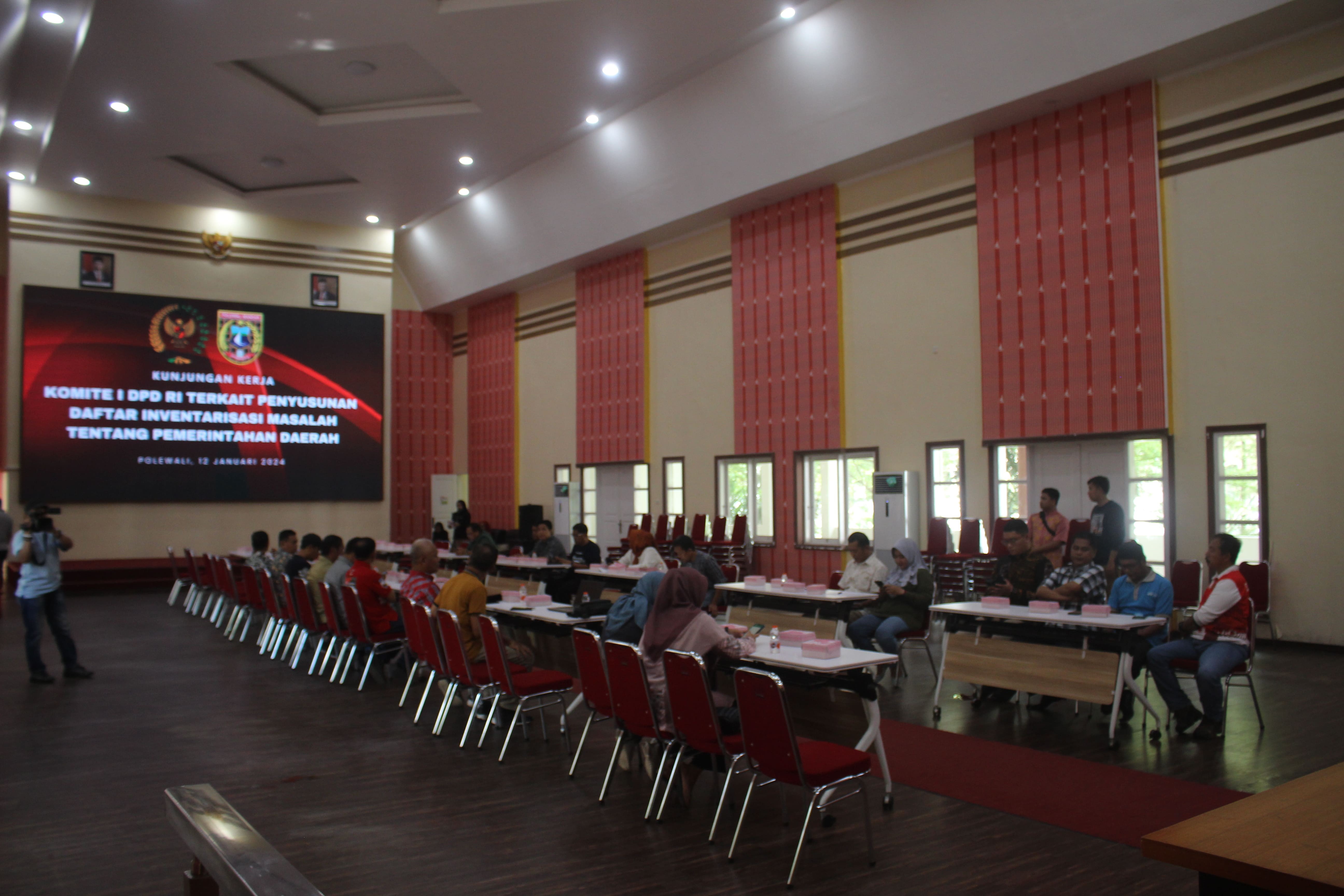 Pj Bupati Polman Ilham Borahima Terima Kunjungan Kerja Anggota DPD RI Bahas RUU 23 Tahun 2014