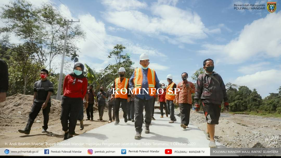 Bupati Polman Meninjau langsung Pembangunan Jalan di Kecamatan Tutar