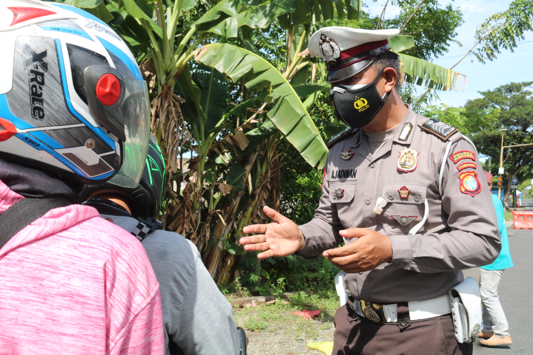 Jelang Idul Fitri 1442H, TNI/ POLRI bersama Tim Terpadu Perketat Penjagaan Perbatasan  di Desa Paku