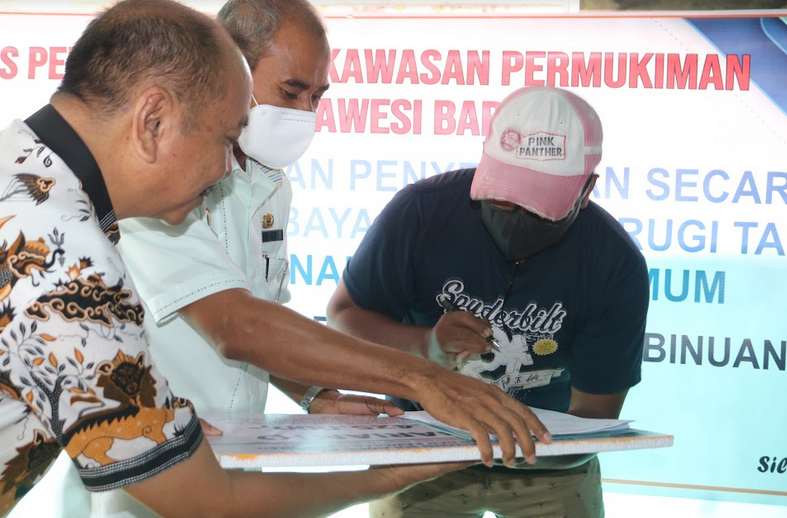 15 Pemilik Lahan di Desa Mirring Terima Dokumen Pembayaran Ganti Rugi Tanah  