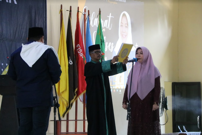 Chuduriah Sahabuddin Resmi Dilantik sebagai Rektor UNASMAN Masa Bakti 2022-2026