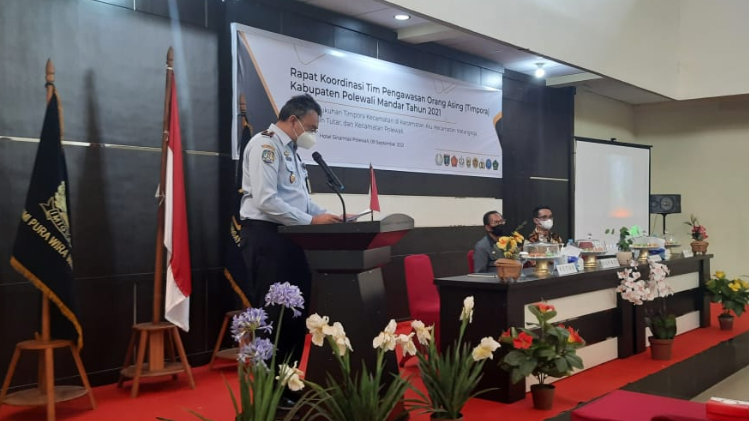 Wakil Bupati Polewali Mandar Hadiri Rapat Tim Pengawasan Orang Asing